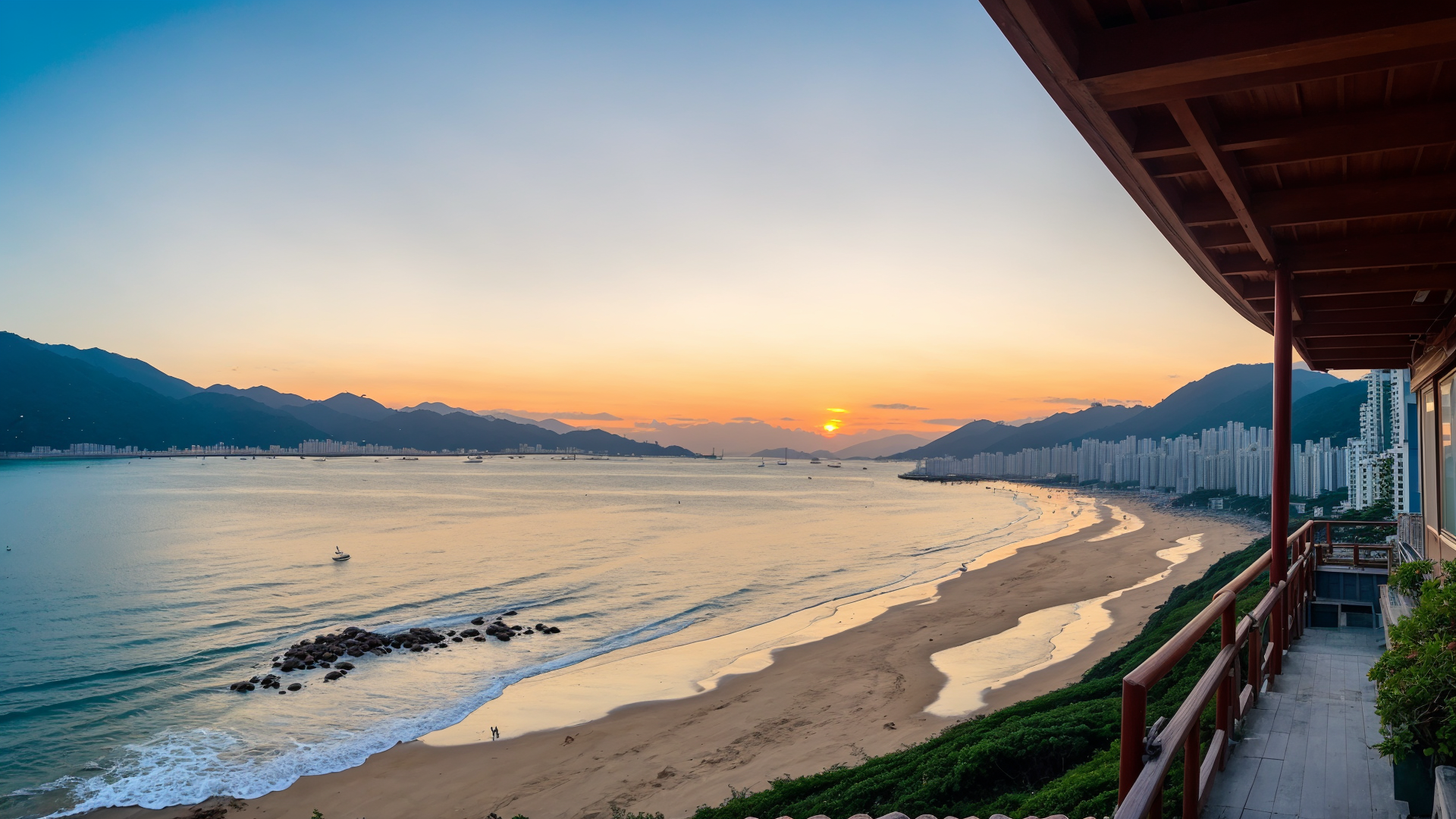 日落下的香港海边浅水滩周边风景欣赏